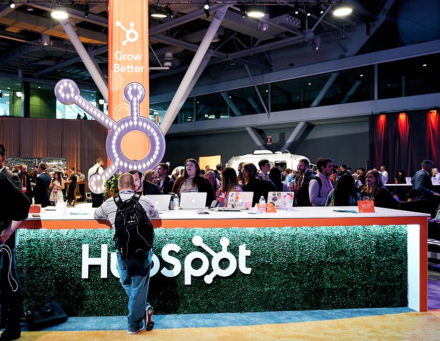 crowd of people at an Inbound conference